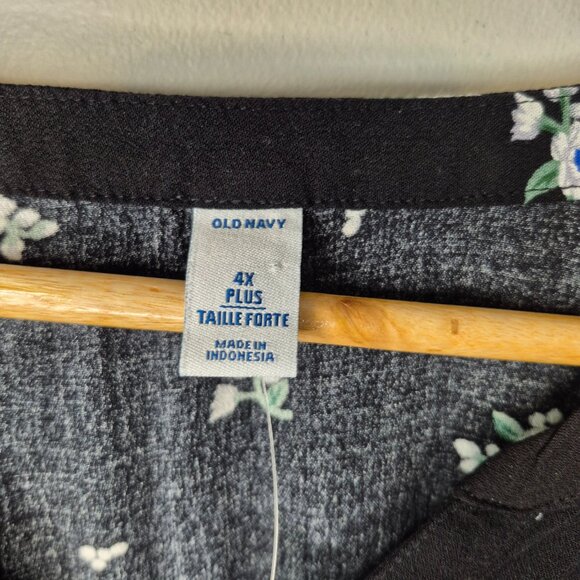 NWT Old Navy Black Floral Print Dress with Ruffle Hem Plus Size 4X - Picture 2 of 9